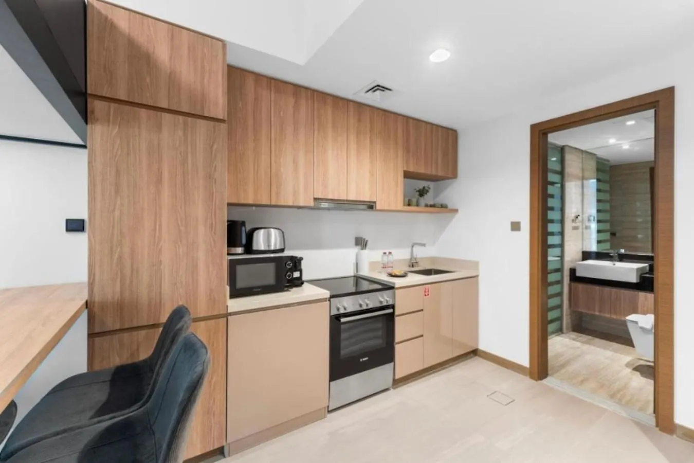 Apartment Loft-Style Studio - Canal View - Fully Furnished - Near Dubai Mall - Burj Khalifa United Arab Emirates