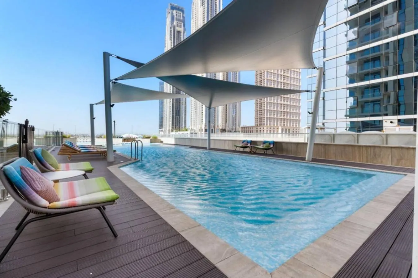 Loft-Style Studio - Canal View - Fully Furnished - Near Dubai Mall - Burj Khalifa